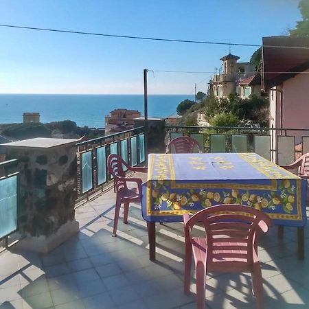 Appartamento Al Castelletto Леванто Екстериор снимка